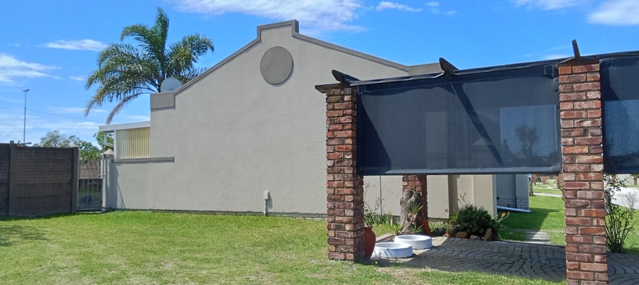 2 Bedroom Property for Sale in Kabega Park Eastern Cape